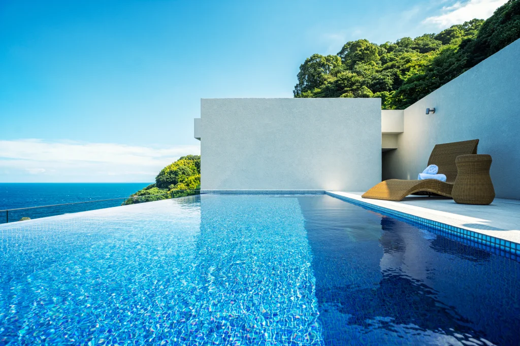 atami bettei PENTHOUSE pool