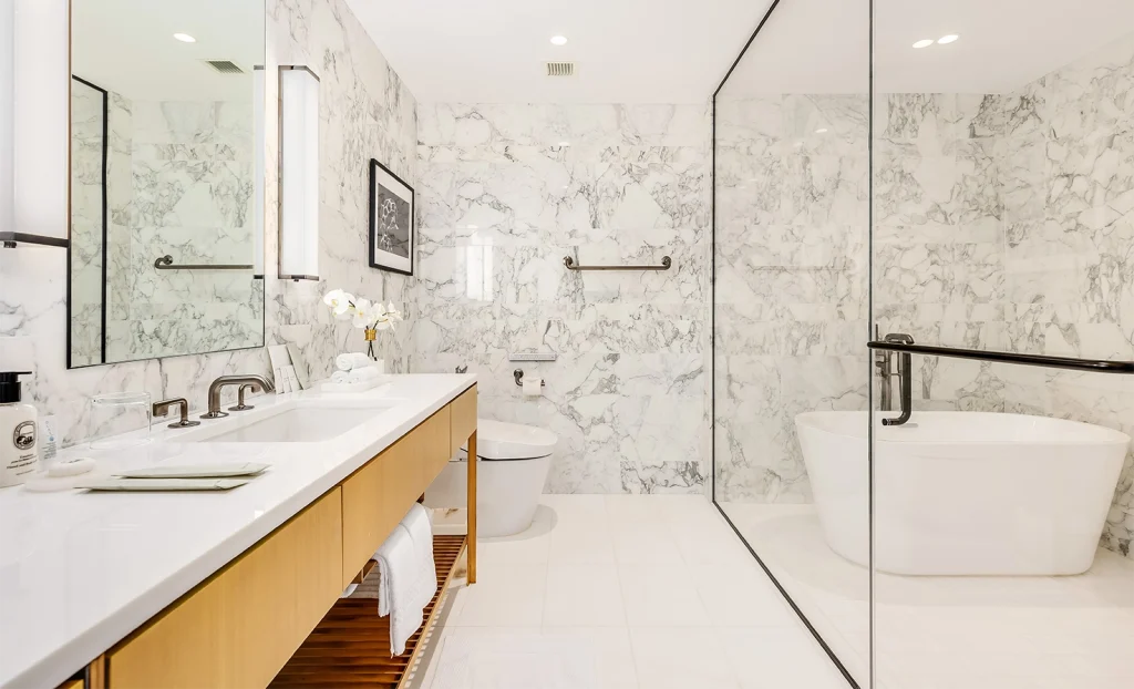 hawaii penthouse a bathroom02 1